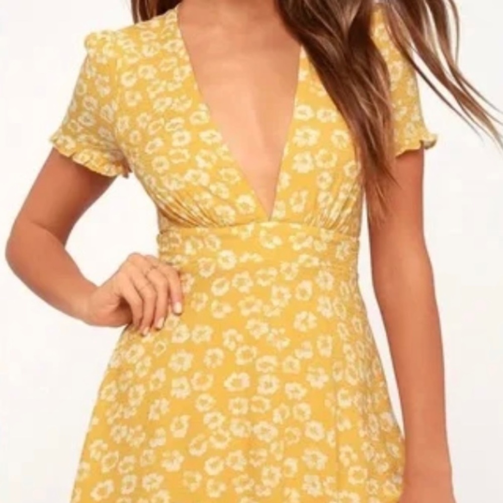 Lulu’s Yellow Floral Mini Dress, NWT